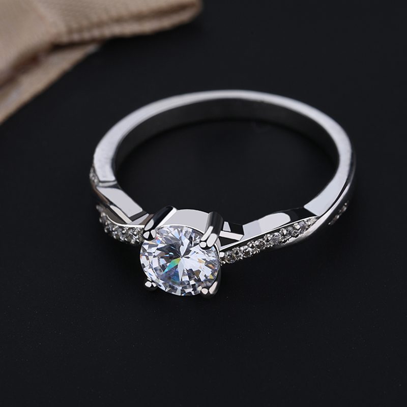 Hot Sale Wedding Women Jewelry Female Teardrop 925 Silver Rings with Cubic Zirconia Rings