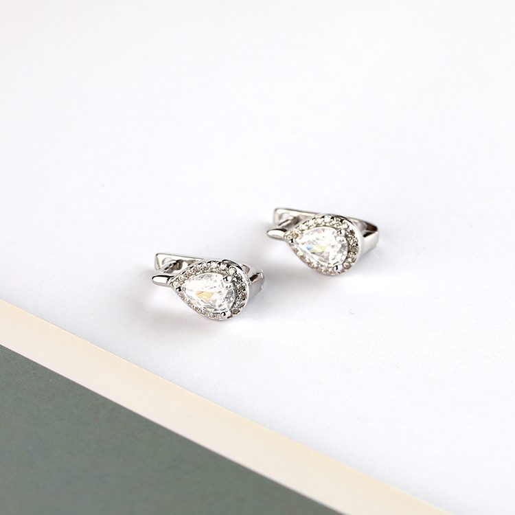 New Arrivals 925 Silver Earring Stud Earrings Unique Zircon Silver Earrings