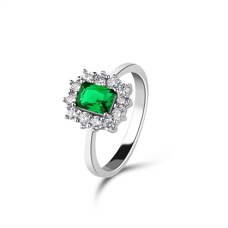 Elegant 18k Gold Plated Emerald Green Stone Ring for Women Vintage Style Suitable for Wedding Engagement Gift Wholesale OEM