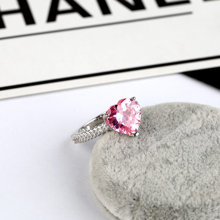 Luxury Pink Heart Zircon Promise Ring with Shiny Micro-Pav&eacute; Accents, Ideal for Anniversary, Engagement or Romantic Gifts